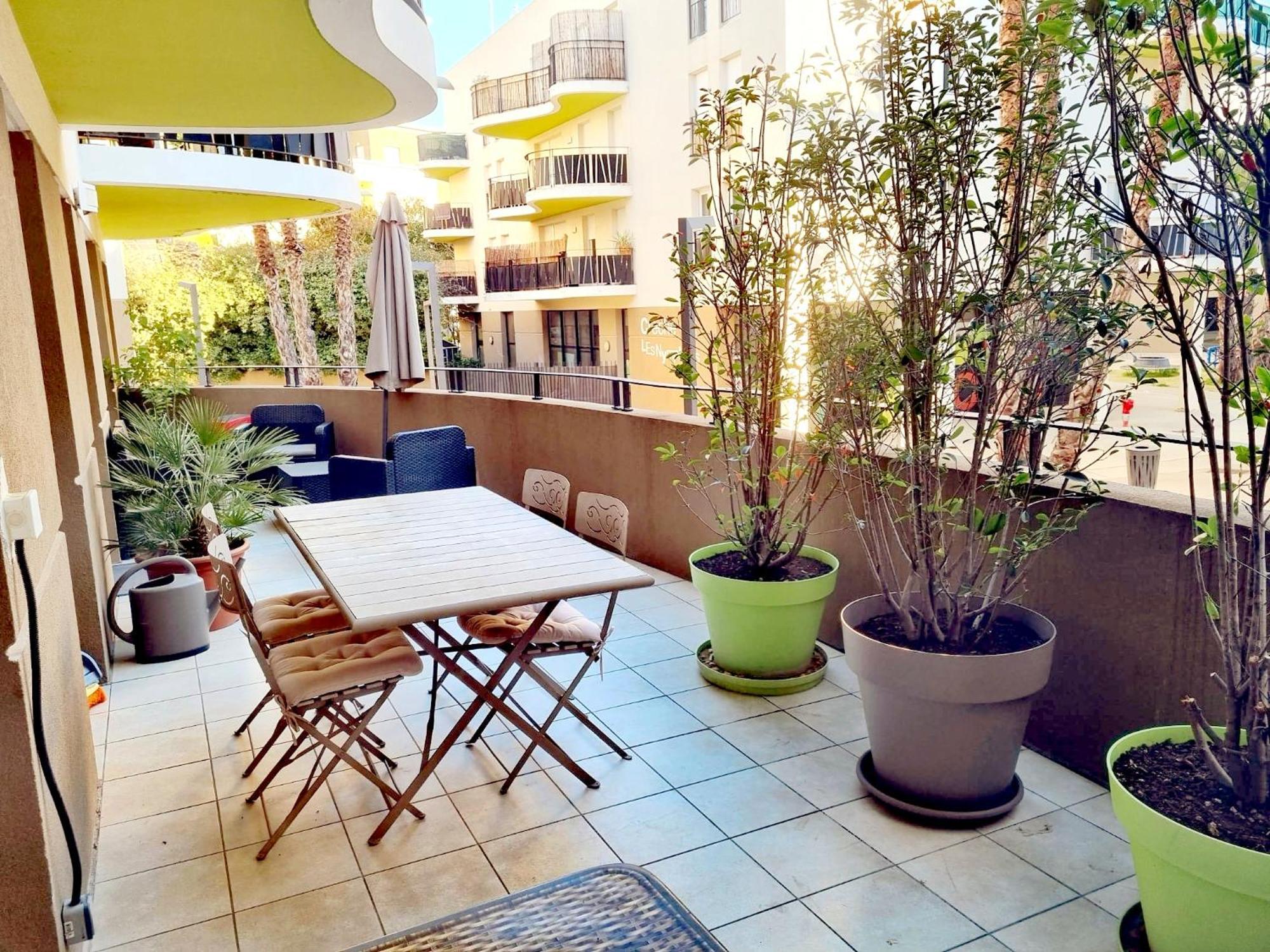 Grand Appartement Avec Garage Et Terrasse Castelnau-le-Lez Exterior foto